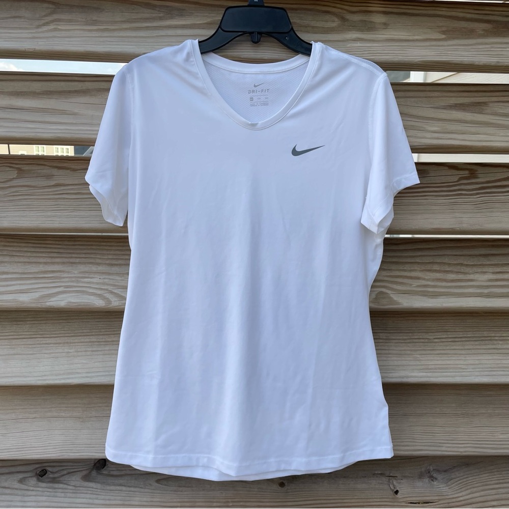 Nike white fitted stretch activewear t-shirt Women XXL New